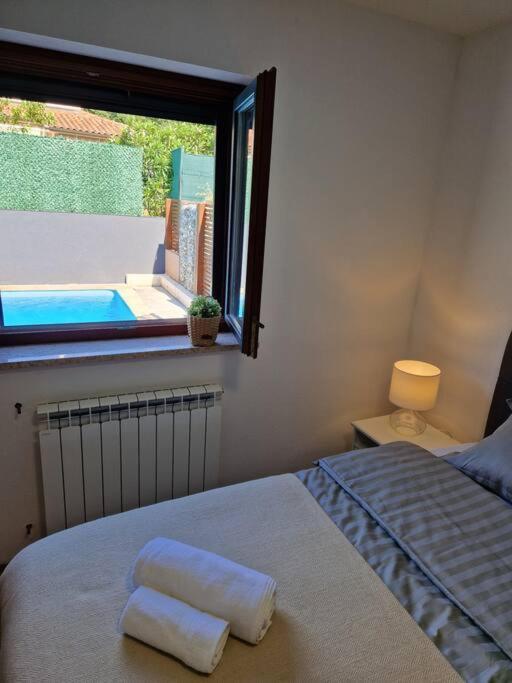 Villa Castanea - Kuca Za Odmor S Bazenom Kukci Bagian luar foto